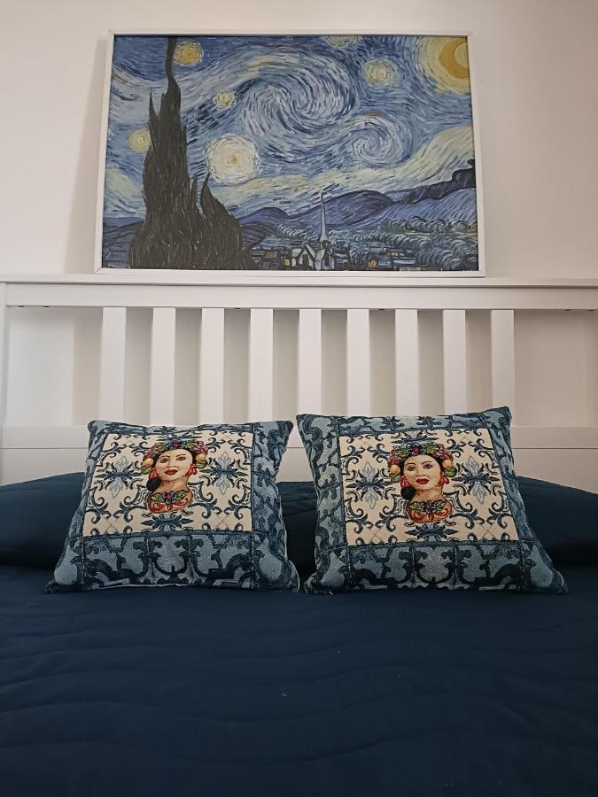 Nonno Pino Apartment Palermo Bagian luar foto